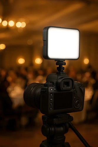 Luz Selfie Gfv Flash Luminaria Para Celular Blanco 600 Led A Pilas
