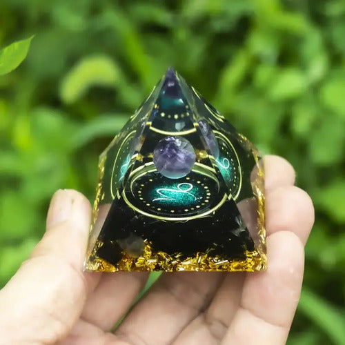 Pirámide Orgon Generador Energía Orgonita Meditacion Chakra Gris Oscuro